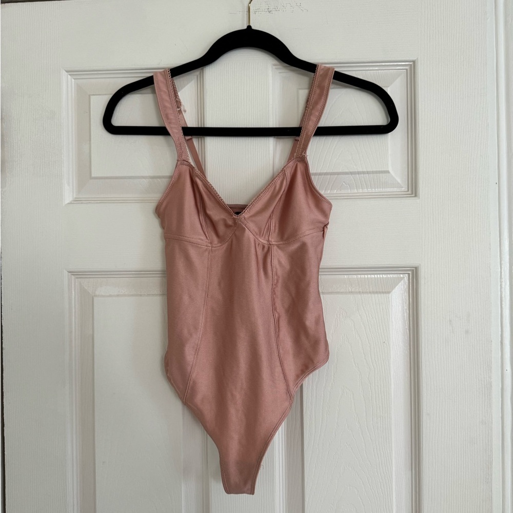 Urban Outfitters pink bodysukt